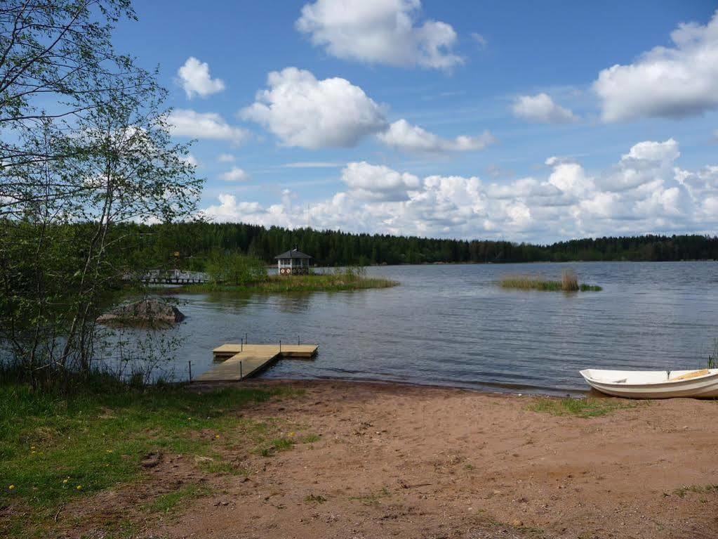 Hotel Hanhi Lapinjärvi Kültér fotó